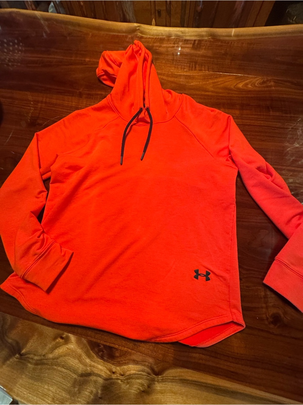 Under Armour Women’s Open Back Hoodie Size Small Style 1316678 Loose Fit